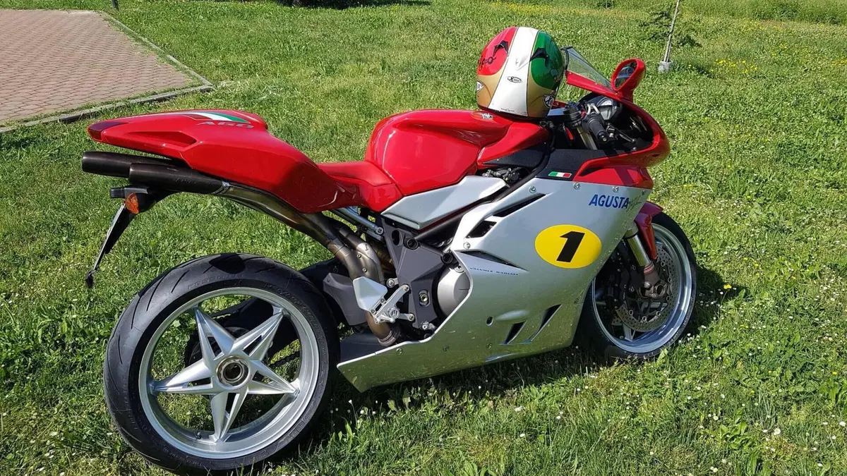 MV Agusta F4 1000 S (2004 - 05)  (5)