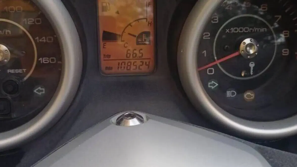 Yamaha X-Max 250 (2010 - 13)  (5)