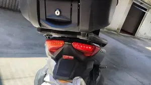 Yamaha X-Max 400 Momodesign ABS (2014 - 16)  (11)