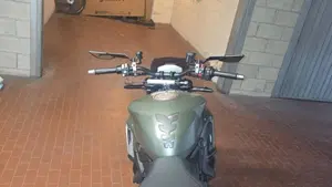 Ducati Streetfighter V2 955 Green (2022 - 23)  (2)