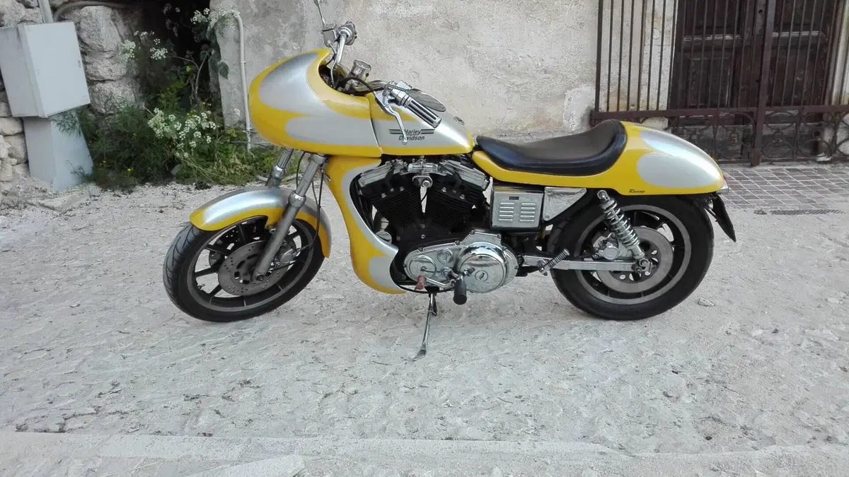 Harley-Davidson 883 Standard (1987 - 93) - XLH  (4)