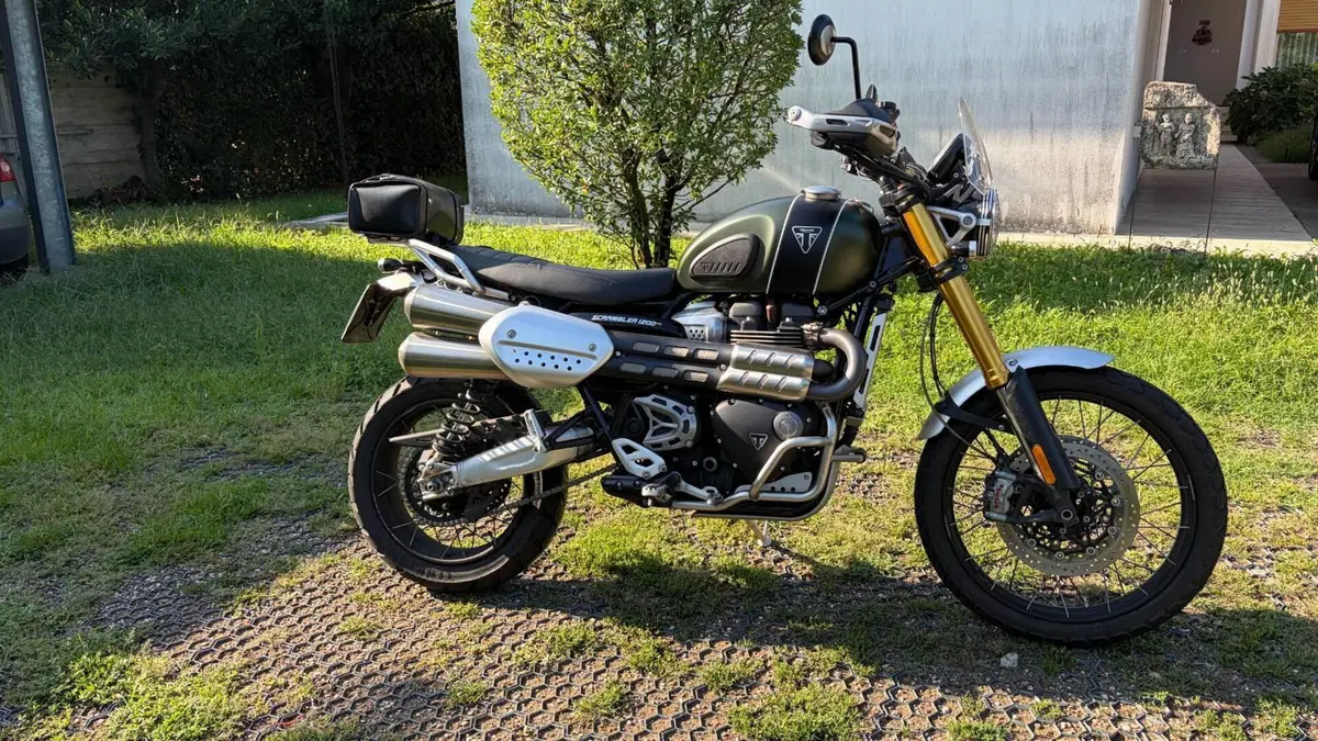 Triumph Scrambler 1200 XE (2021 - 23)  (7)