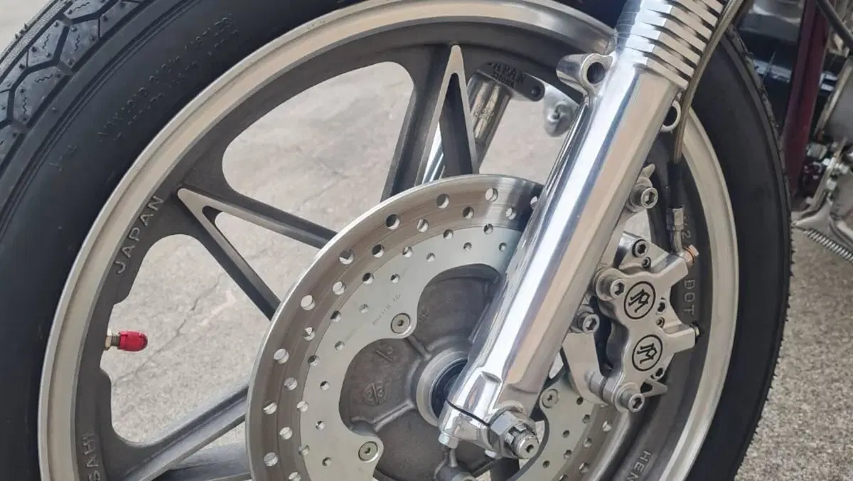 Harley-Davidson   (6)