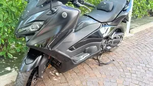 Yamaha T-Max 560 Tech Max (2022 - 24) 