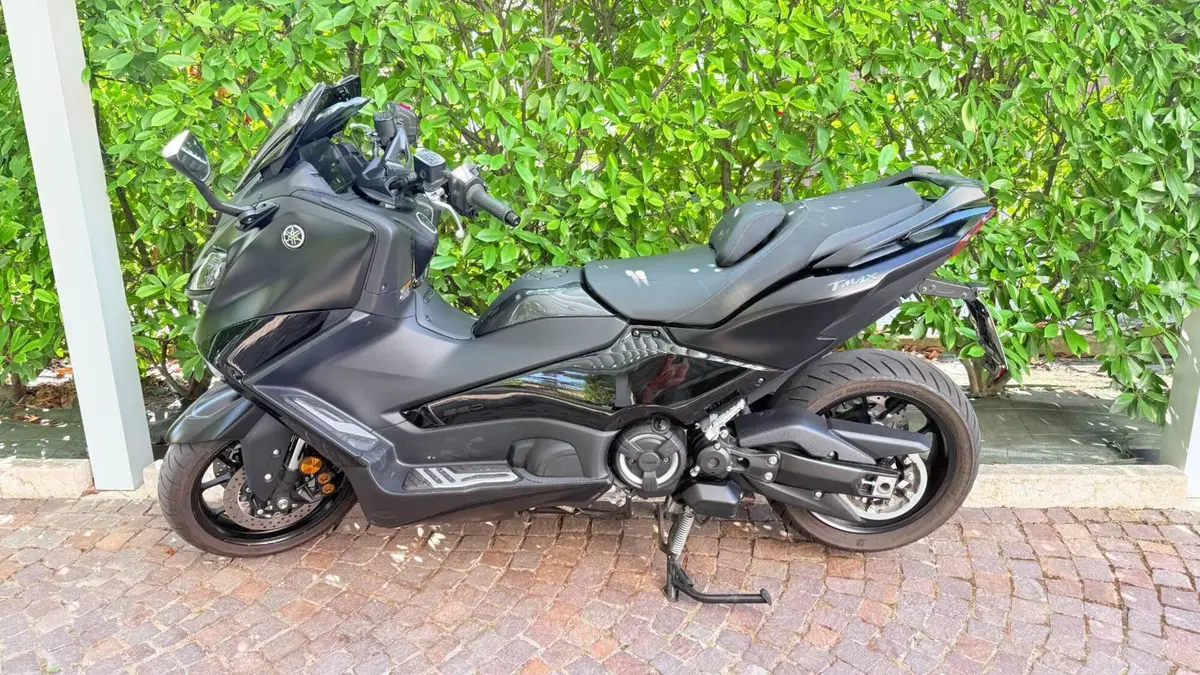 Yamaha T-Max 560 Tech Max (2022 - 24)  (3)