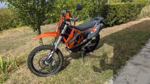 KTM 690 Enduro R (2022 - 25)  (2)