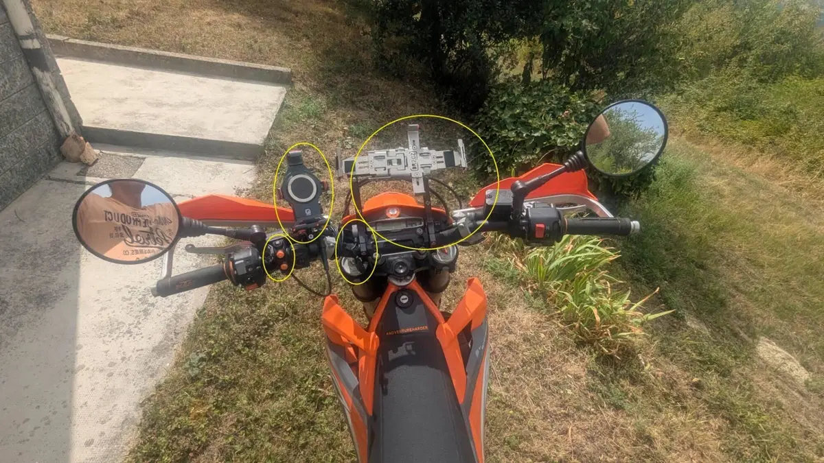 KTM 690 Enduro R (2022 - 25)  (4)