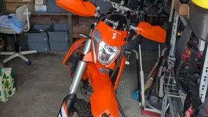 KTM 690 Enduro R (2022 - 25)  (6)