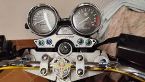 Yamaha   (4)
