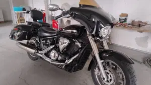 Yamaha XVS 1300 Midnight Star (2006 - 16)  (2)