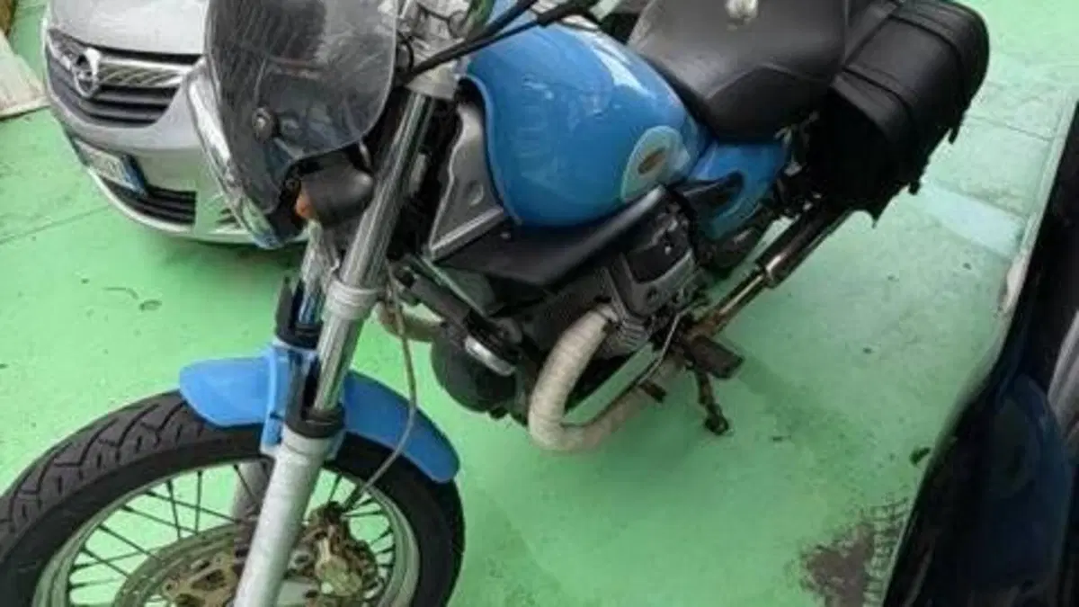 Moto Guzzi Nevada 750 Classic i.e. (2004 - 06)  (4)