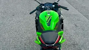 Kawasaki Ninja 400 (2023)  (4)