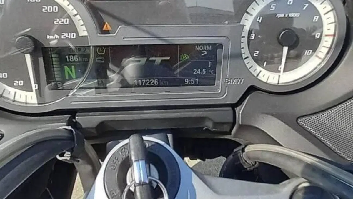 Bmw R 1200 RT (2014 - 16)  (4)