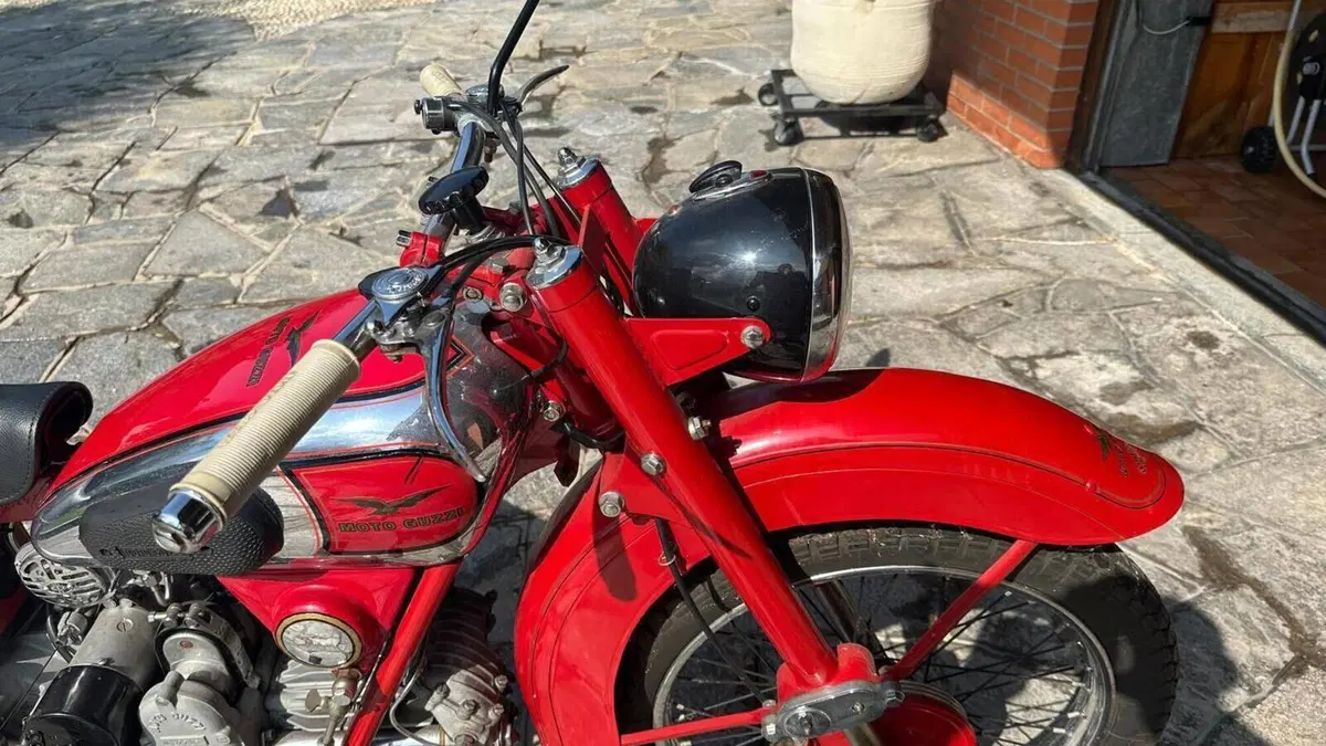 Moto Guzzi   (4)