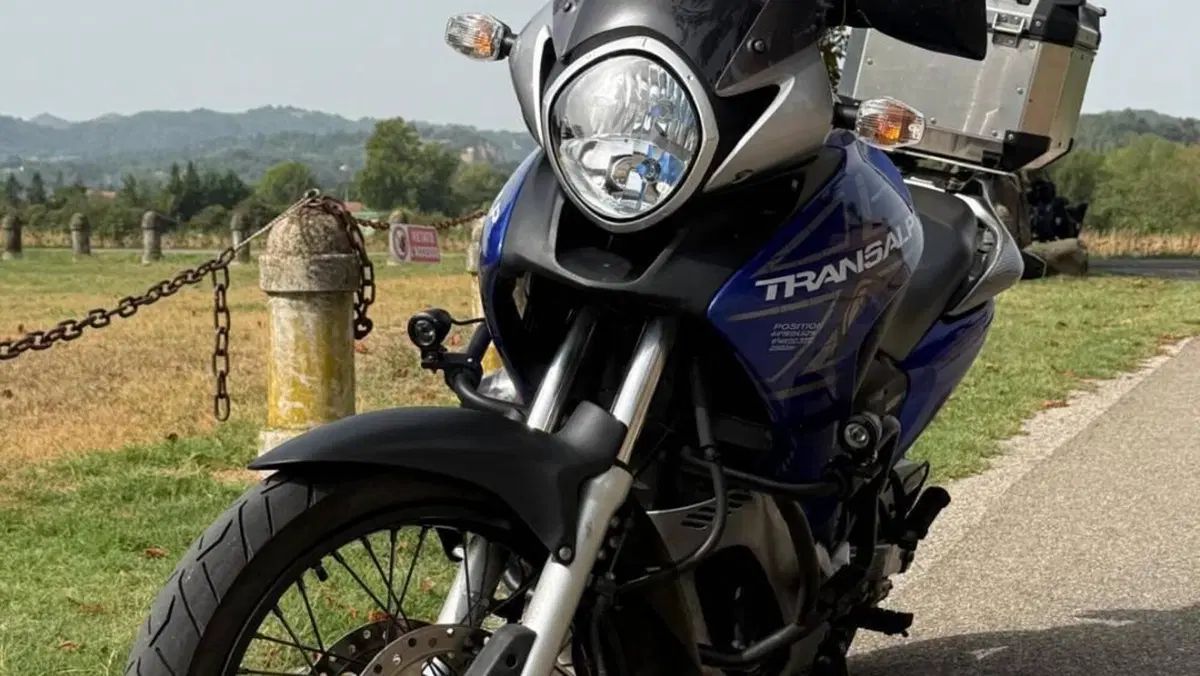 Honda Transalp XL 700 V ABS (2007 - 2013)  (8)