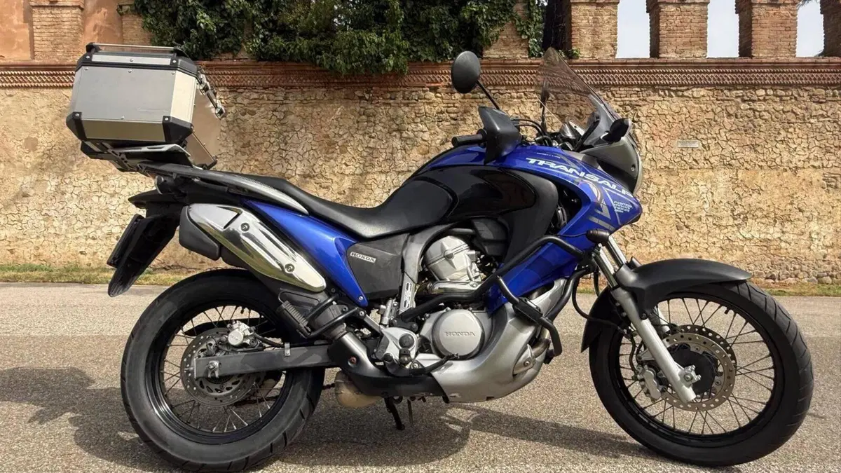 Honda Transalp XL 700 V ABS (2007 - 2013)  (9)