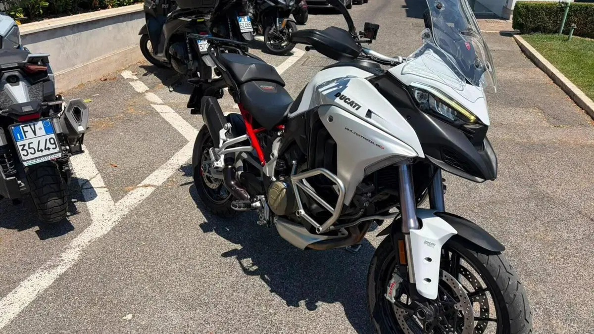 Ducati Multistrada V4 S (2021 - 24)  (2)