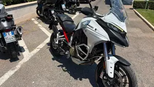 Ducati Multistrada V4 S (2021 - 24)  (2)