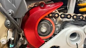 Ducati Streetfighter V4 S (2025 - 26)  (10)