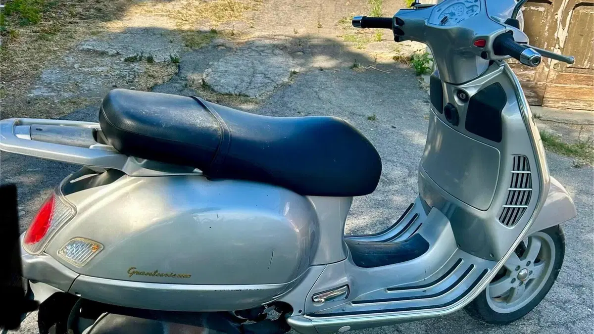 Vespa Granturismo 125 L  (3)