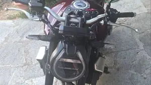 Honda CB 1000 R (2021 - 25)  (10)