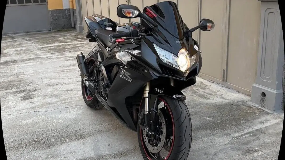 Suzuki GSX R 600 (2008 - 10)  (3)
