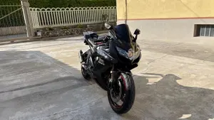 Suzuki GSX R 600 (2008 - 10)  (5)