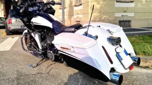 Harley-Davidson 1800 Road Glide Custom (2013) - FLTRXSE  (7)