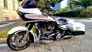 Harley-Davidson 1800 Road Glide Custom (2013) - FLTRXSE  (10)
