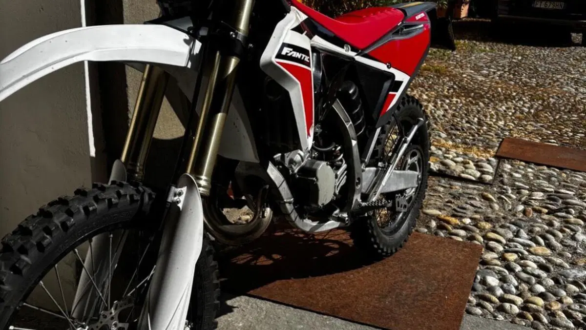 Fantic Motor XE 125 Enduro (2022)  (2)