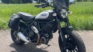 Ducati Scrambler 800 Icon Dark (2021 - 22) 