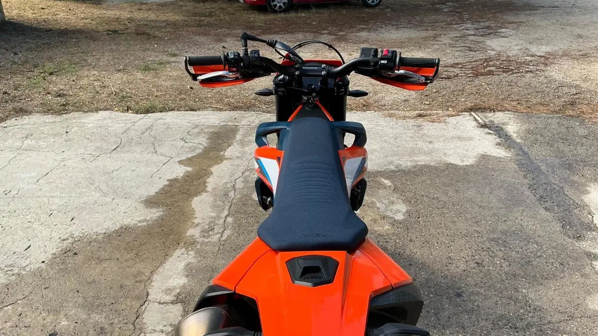 KTM 690 SMC R (2012 - 17)  (6)