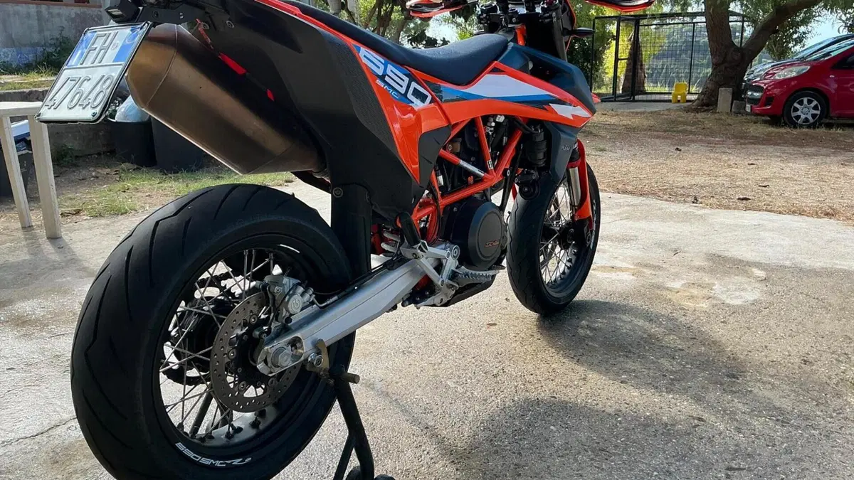 KTM 690 SMC R (2012 - 17)  (7)