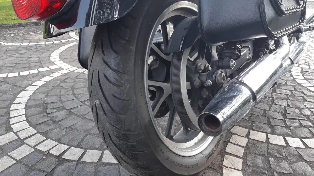 Harley-Davidson 1200 SuperLow (2014 - 16) - XL 1200T  (7)