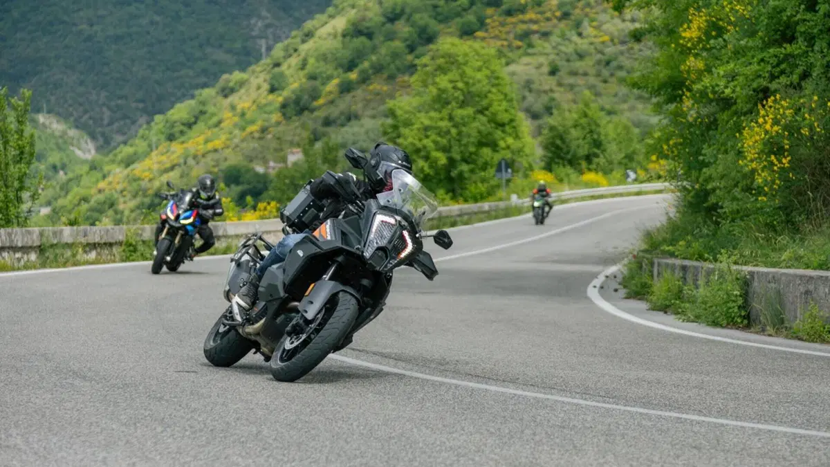 KTM 1290 Super Adventure S (2021 - 25)  (6)