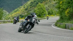 KTM 1290 Super Adventure S (2021 - 25)  (6)