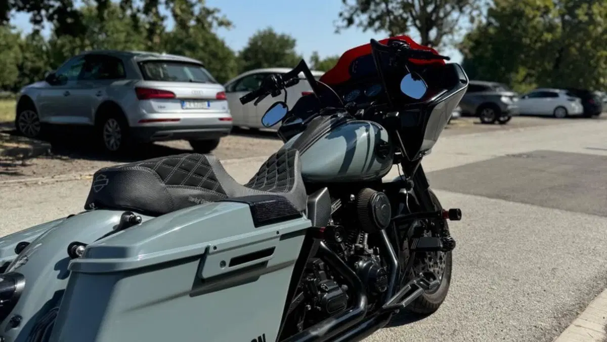 Harley-Davidson 1690 Road Glide (2007 - 12)  (4)