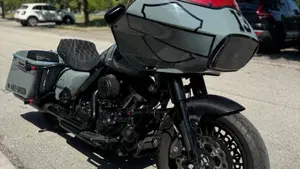 Harley-Davidson 1690 Road Glide (2007 - 12)  (7)