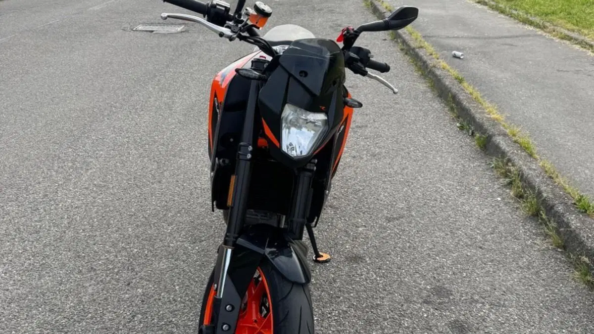 KTM 690 Duke R (2016 - 17)  (3)