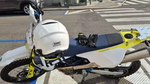 Husqvarna 701 Enduro (2023 - 25)  (3)