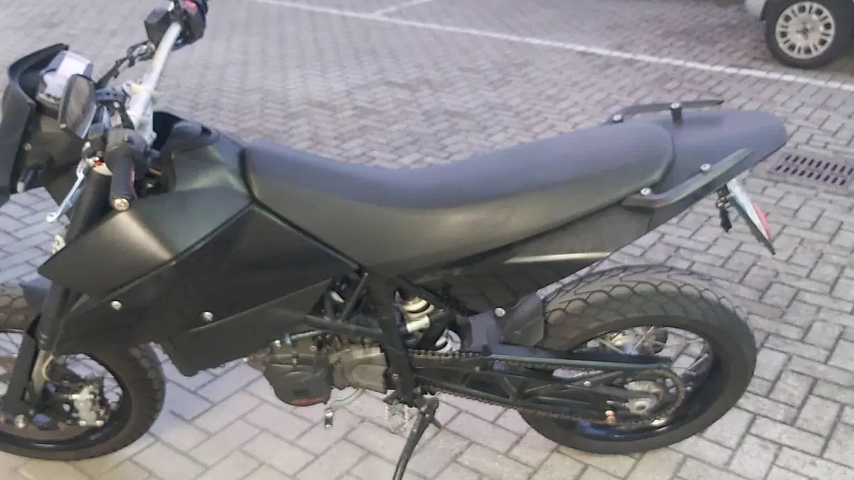 KTM 690 Supermoto (2007 - 12) 