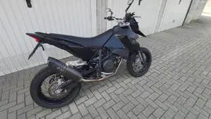KTM 690 Supermoto (2007 - 12)  (5)