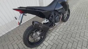 KTM 690 Supermoto (2007 - 12)  (9)