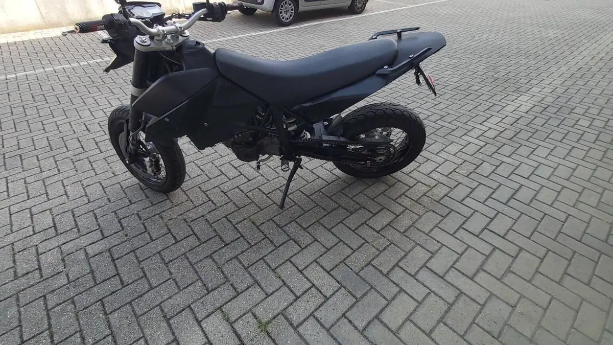 KTM 690 Supermoto (2007 - 12)  (12)