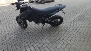 KTM 690 Supermoto (2007 - 12)  (12)