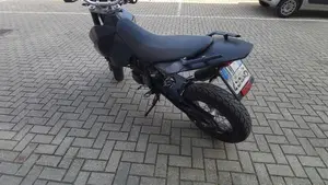 KTM 690 Supermoto (2007 - 12)  (13)