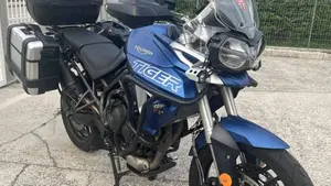 Triumph Tiger 800 XRt (2018 - 20)  (2)