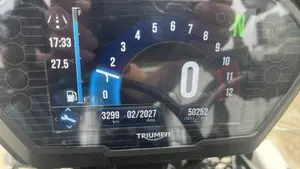 Triumph Tiger 800 XRt (2018 - 20)  (9)