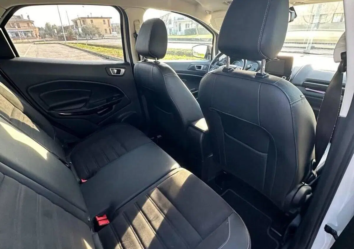 Ford EcoSport 1.0 EcoBoost 125 CV Start&Stop ST-Line Black Edition (6)