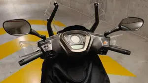 Kymco Agility 300i R16 ABS (2020)  (4)